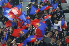 Skandalozno skandiranje navijača Barselone...